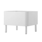 Fehér lábakon álló kaspó