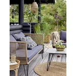 Kültéri beton kisasztal