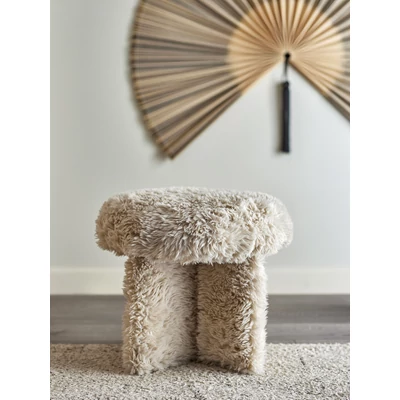 Bézs puha szőrű puff 43 cm