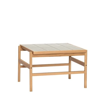 Mentazöld csempés nagy tölgyfa asztal