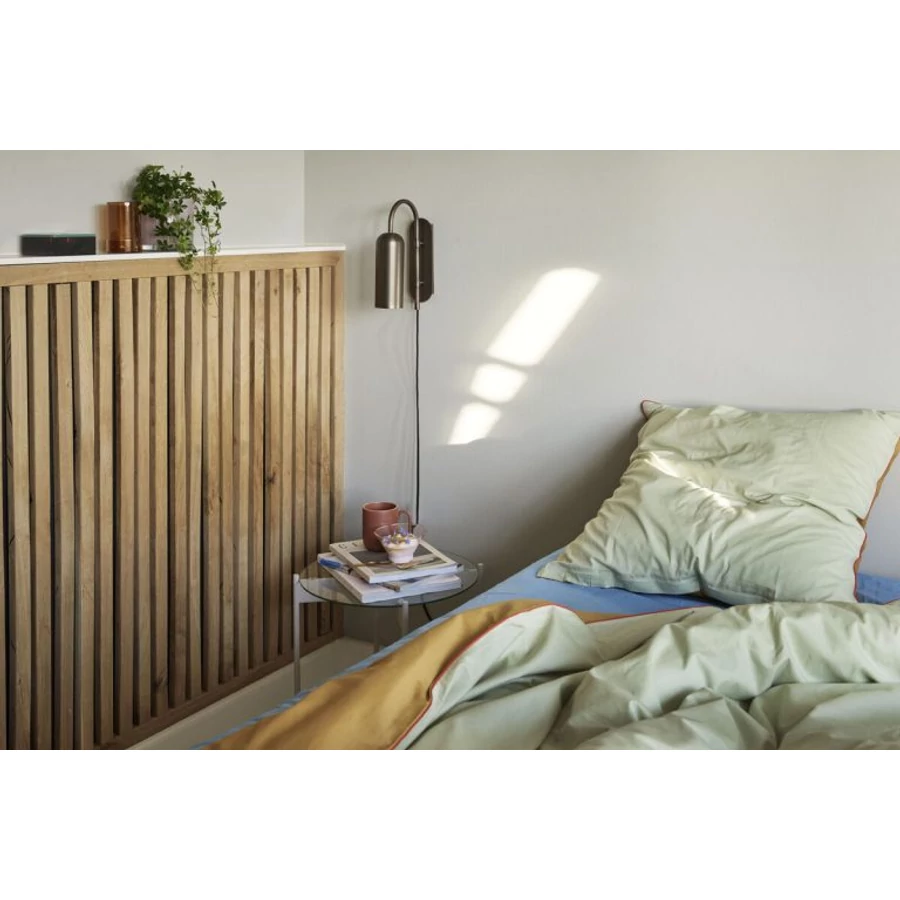 Elegáns homokszínű üveg kisasztal