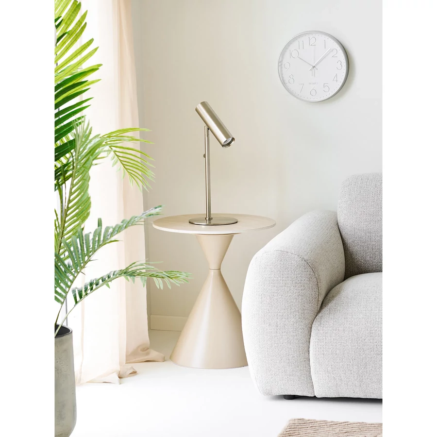 Ezüst színű acél asztali lámpa