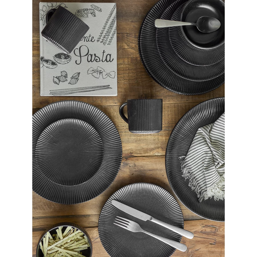 Fekete kerámia 4 személyes étkészlet