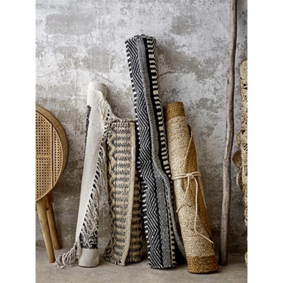 Fekete mintás gyapjú szőnyeg 180x120 cm