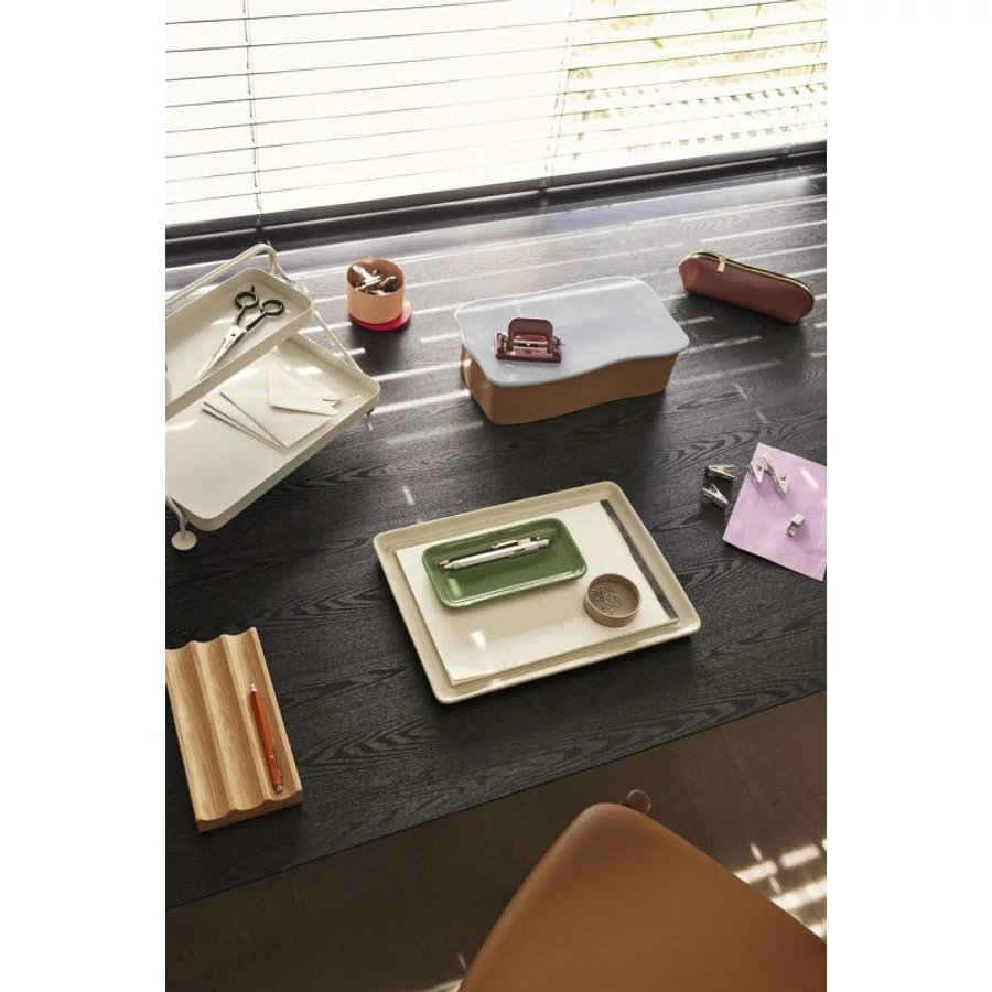 Szürke fém irattartó