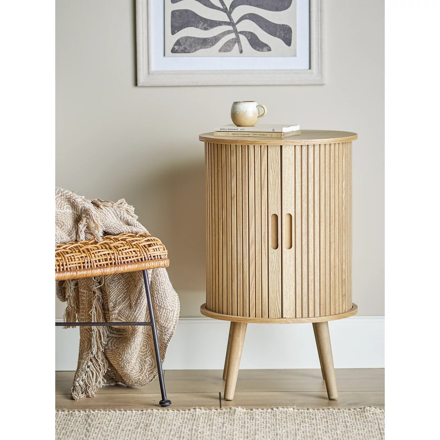 Tolóajtós kerek fa éjjeliszekrény